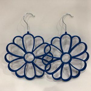 Scarf Holders